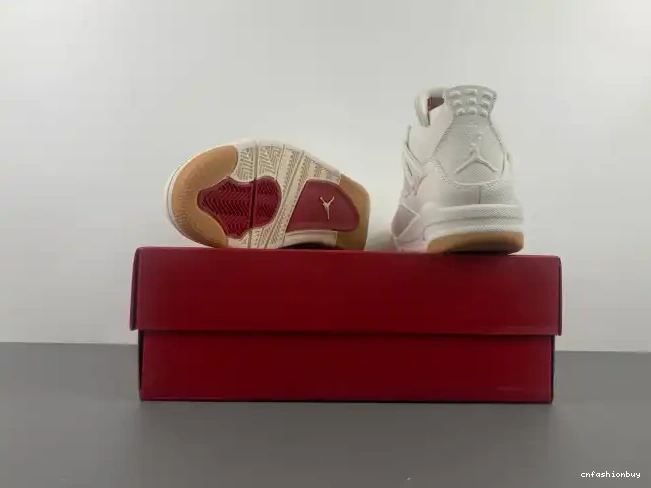 AO2571-100 Jordan 4 Levi's Air 'White' x 0629